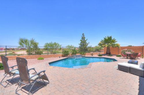 41728 Elm Dr, Maricopa, AZ 85138-9500