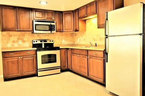 422 Burleson St, Dinsmore, TX 77488-5410