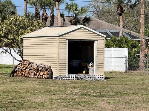 411 Roosevelt Ave, Lehigh Acres FL  33936-1202 exterior