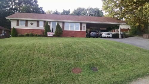 104 Winston Dr, Kingsport, TN 37665-1550