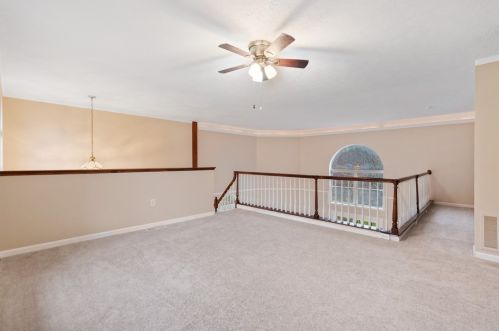 7001 Clubview Dr, Bridgeville PA  15017-1097 exterior