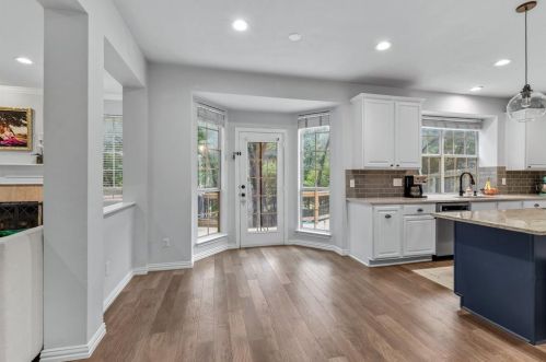 3808 Cherokee Dr, Bedford TX  76021-3110 exterior