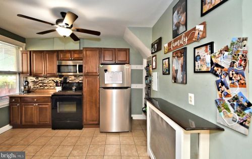 1424 Juniper St, Norristown PA 19401-3224 exterior