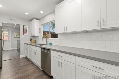 5132 Canosa Ave, San Diego CA  92117-4019 exterior