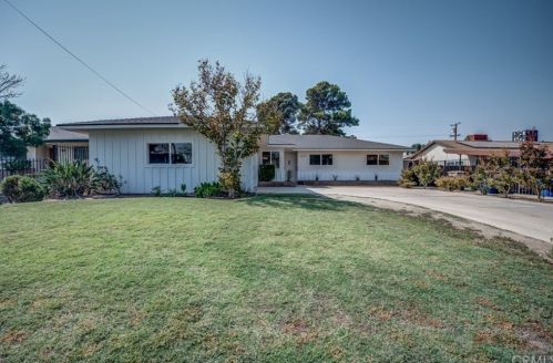1809 Duke Dr, Bakersfield, CA 93305-1625
