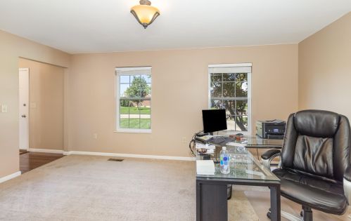 7564 Thunder Ridge Dr, Florence KY  41042-8268 exterior