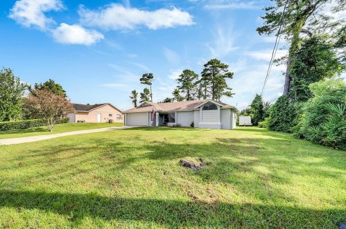 2676 Bentley Dr, Deltona, FL 32738-1225