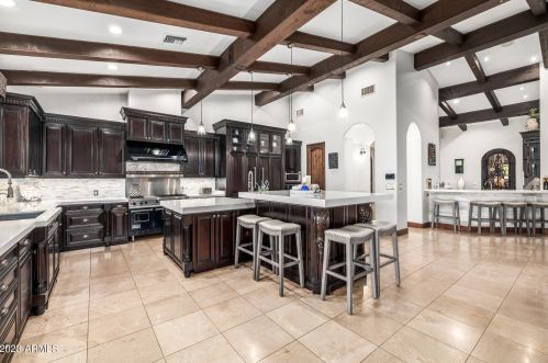 6024 Sunnyside Dr, Scottsdale AZ 85260-5724 exterior