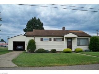 850 Bellevue Ave, Parral, OH 44622-9401