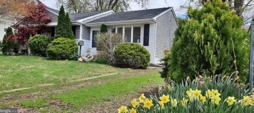 1188 Garrett Ave, West Deptford, NJ 08096-1102