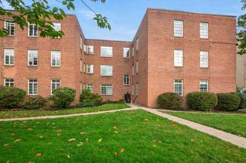 869 Farmington Ave, Hartford CT  06119-1447 exterior