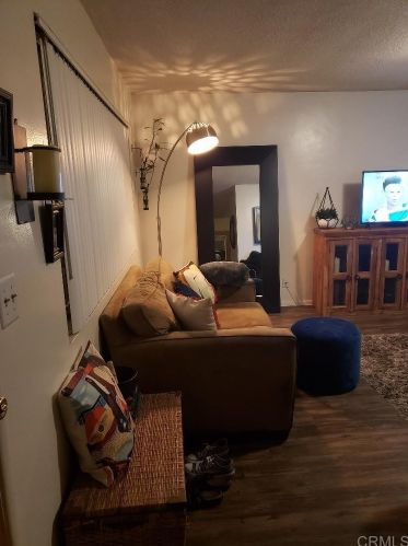 618 11th Ave, Escondido CA  92025-4720 exterior