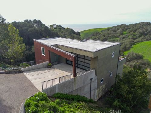 981 Longview Ave, Pismo Beach, CA 93449-2431