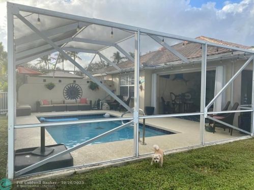 7866 Fork Dr, West Palm Beach FL  33411-5775 exterior