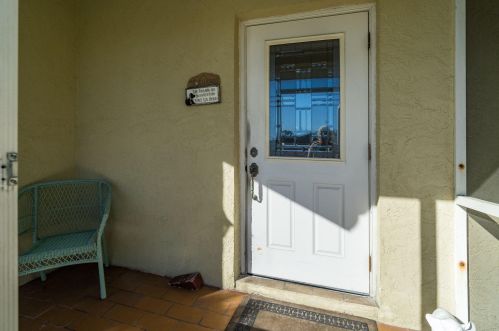 5720 Boynton Bay Cir, Boynton Beach, FL 33437-2638