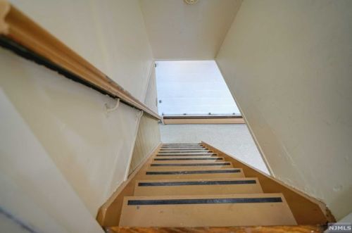 479 Berkshire Rd, Ridgewood NJ  07450-5533 exterior