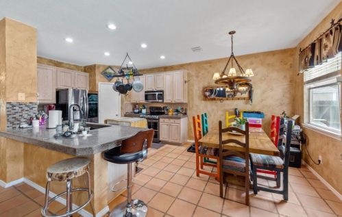 1612 Marble Cove Ln, Denton TX  76210-5820 exterior