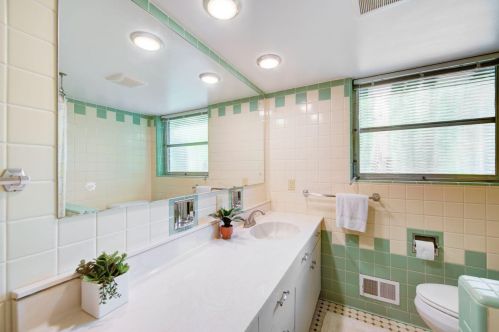 8481 Arborcrest Dr, Cincinnati OH 45236-1428 exterior