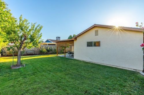 43838 Palm Vis Ave, Lancaster CA 93535-3304 exterior