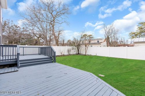 828 Burnt Tavern Rd, Bricktown NJ  08724-2540 exterior