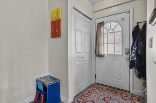 318 Noxon Rd, Poughkeepsie NY  12603-2904 exterior