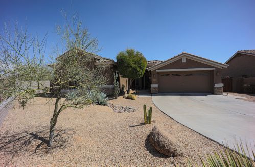 5541 Thunder Hawk Rd, Cave Creek, AZ 85331-5599