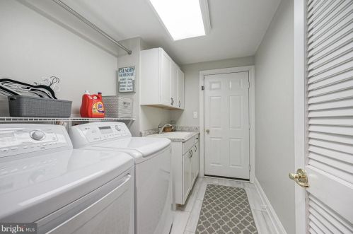 3 Exeter Ct, Lumberton Township NJ  08048-4551 exterior