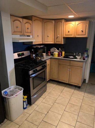 107 King Philip St, Providence RI 02909-5718 exterior