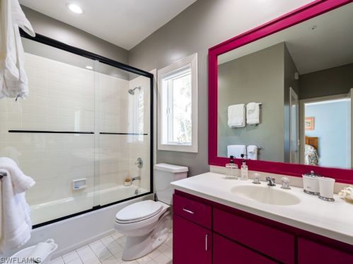 5721 Sanibel Captiva Rd, Sanibel FL  33957-2309 exterior