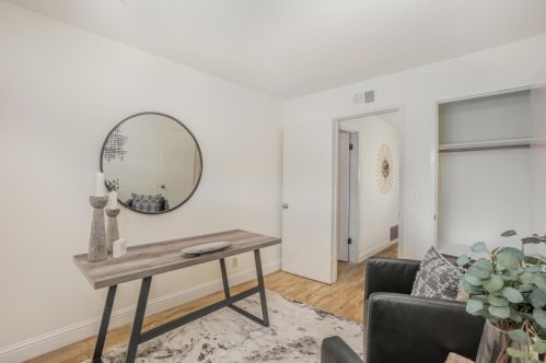 823 Beaver Creek Way, San Jose CA  95133-1237 exterior
