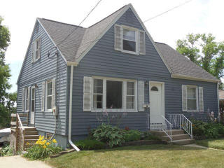 419 Prospect Ave, Waukesha, WI 53188-3620