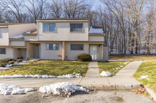 216 Concord Ln, Middletown, NY 10940-6655