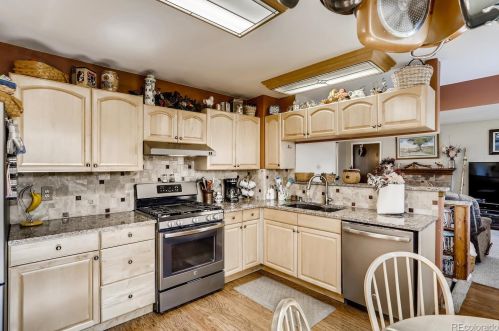 2739 Rifle St, Denver CO 80013-2116 exterior