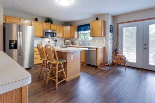 4908 Morning Light Ct, Darbydale, OH 43123-8367