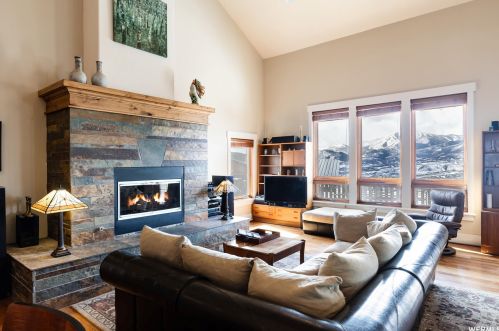 12298 Bone Hollow Rd, Woodland, UT 84036-9341