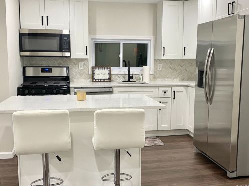72 Linden Ave, Hempstead, NY 11550-6119