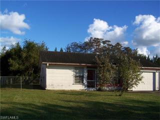 2020 Steamboat Cir, Labelle, FL 33935-5325