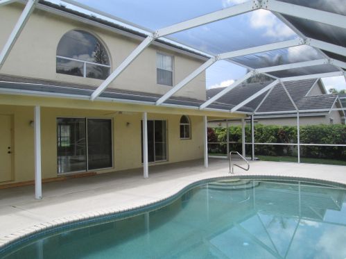 3879 Jonathans Way, Boynton Beach FL  33436-8524 exterior