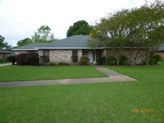2626 Woodland Ridge Blvd, Baton Rouge, LA 70816-2539