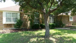 1312 Barclay Dr, Carrollton TX  75007-2867 exterior