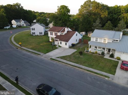 9 Heatherfield Way, Dover DE  19904-9752 exterior