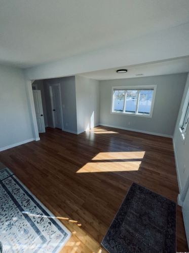 135 Westchester Ave, Babylon NY  11704-2827 exterior