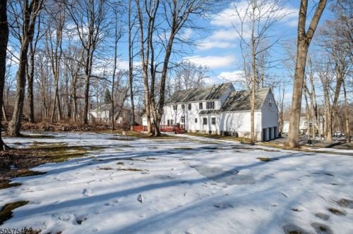 15 Hidden Glen Dr, Sparta NJ  07871-3843 exterior