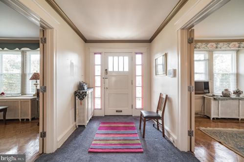 533 Godfrey Ave, Philadelphia, PA 19126-3828