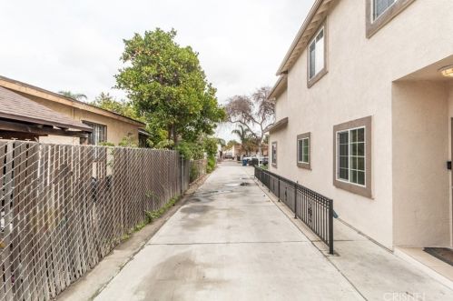 4723 Ivy St, Pico Rivera CA  90660-2236 exterior