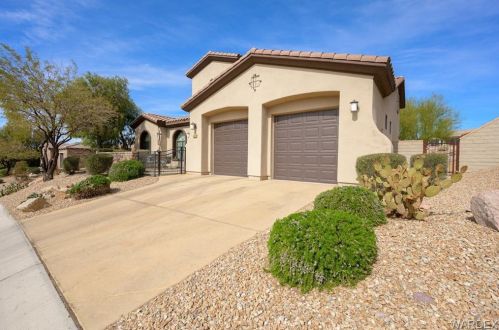 3107 Esmerelda Dr, Bullhead City, AZ 86429-1160