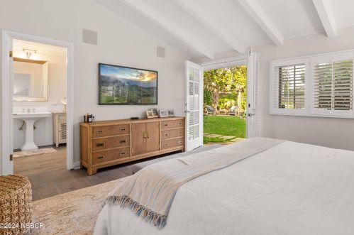 1430 Greenworth Pl, Santa Barbara CA exterior