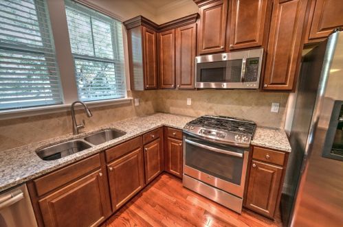 1186 Dingle Rd, Mount Pleasant SC  29466-8928 exterior