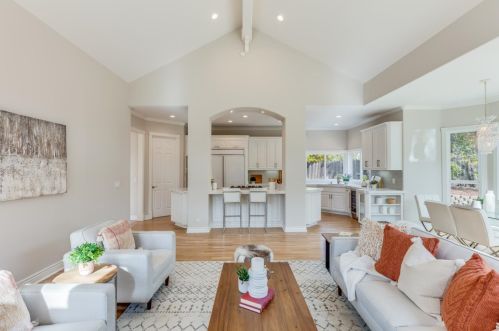 21461 Saratoga Hills Rd, Saratoga CA  95070-5377 exterior