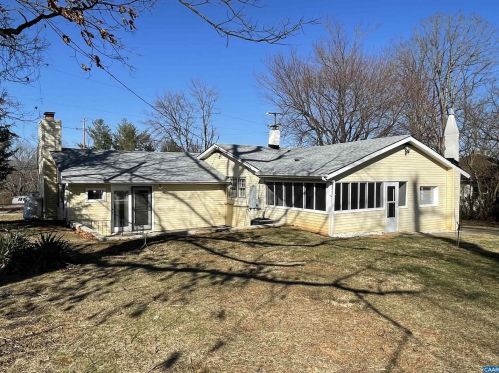 5434 Union Mission Ln, Crozet VA  22932-3112 exterior